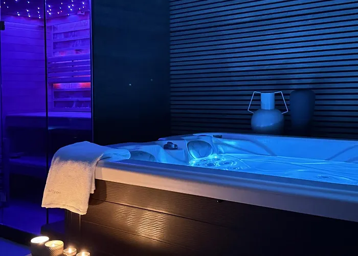 Villa Luxauthentic With Heated Pool Salt Stone - Sauna, Jacuzzi, Gym, Outdoor Kitchen With Bbq *